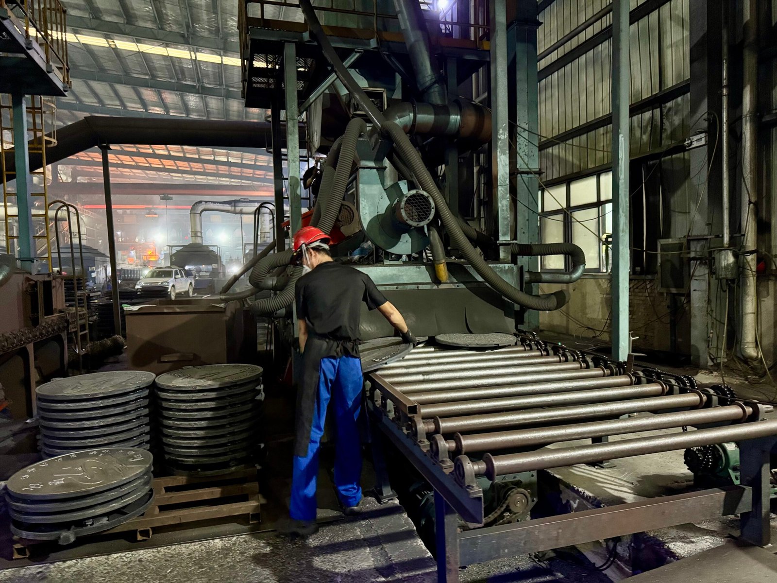 Beyond Function: Exploring LuZhongBao's 5 Innovative Designs and Their Integration with Urban Aesthetics